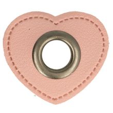 Nestelogen (nikkel 8 mm) op roze imitatieleder hart (30 mm)