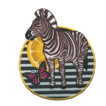 Applicatie - ronde patch met zebra en gestreepte achtergrond - 6 cm