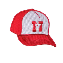 Applicatie - baseball pet in rood / wit met letters NY - 5 x 4 cm