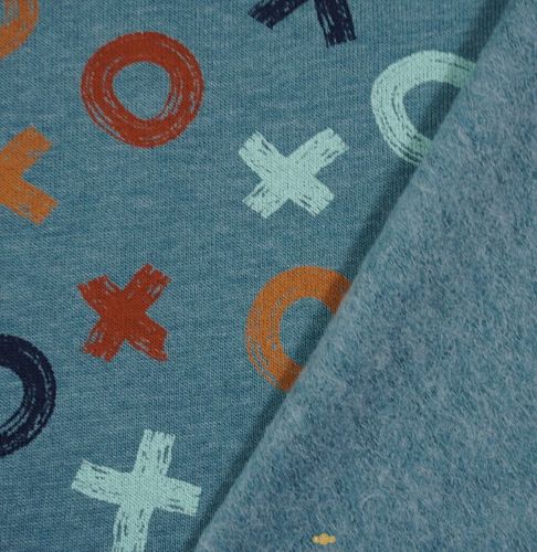 Sweaterstof blauw met X en O en zachte achterzijde  - Poppy