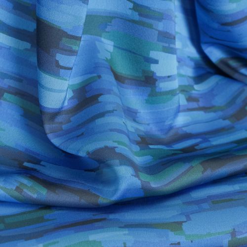 Gesatineerde rekbare polyester blauw met strepen