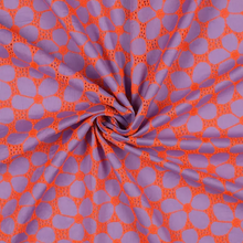 Broderie katoen paars met fel oranje bloemen    - Poppy