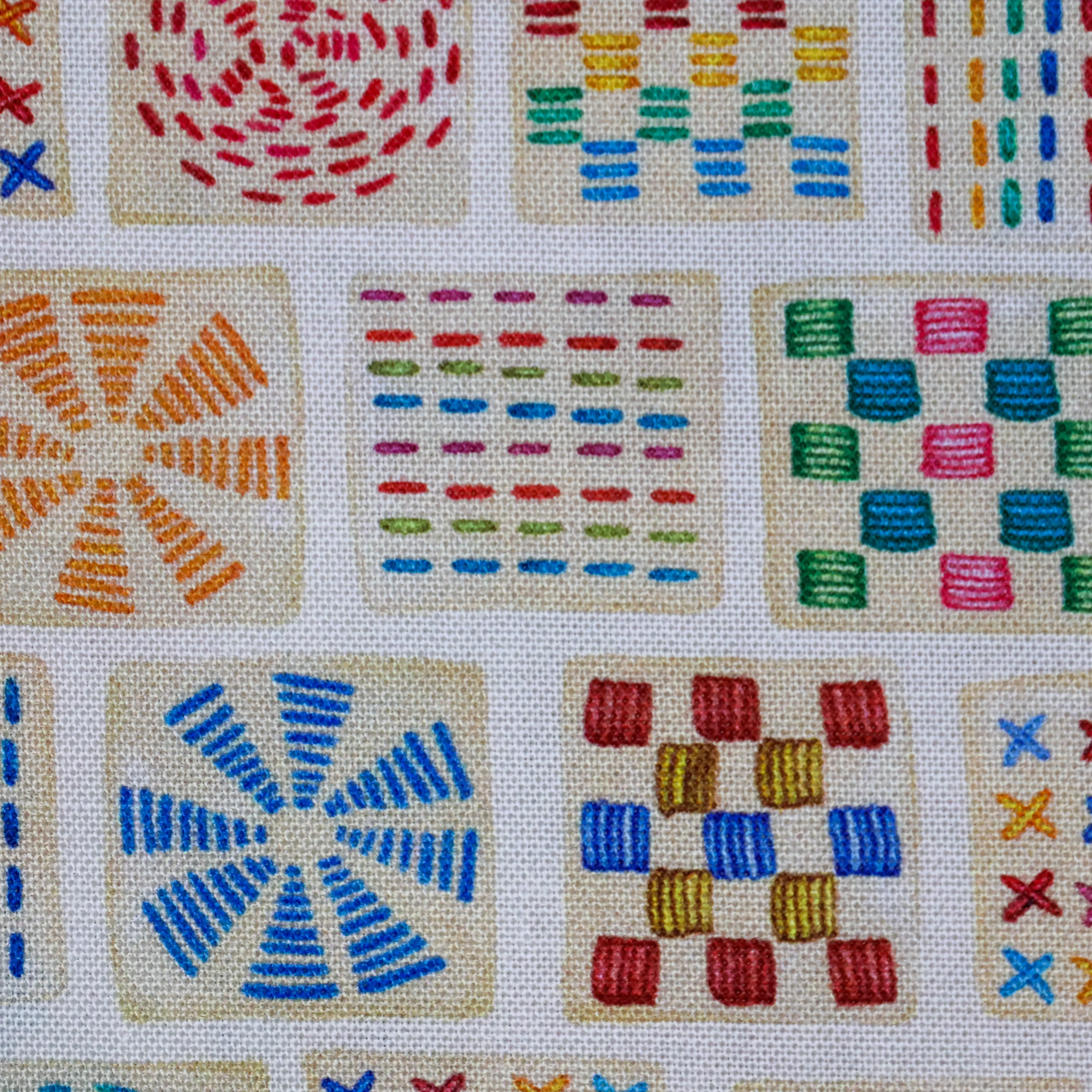 Katoen ecru met abstract motief