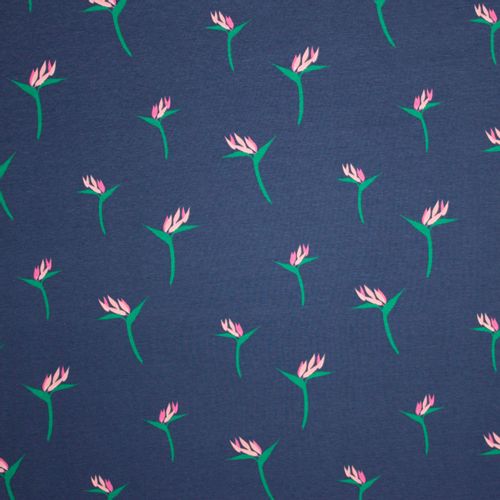 Blauwe tricot met tropische bloemen motief