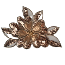 Applicatie bloem met koperkleurige pailletten - 10 x 12 cm