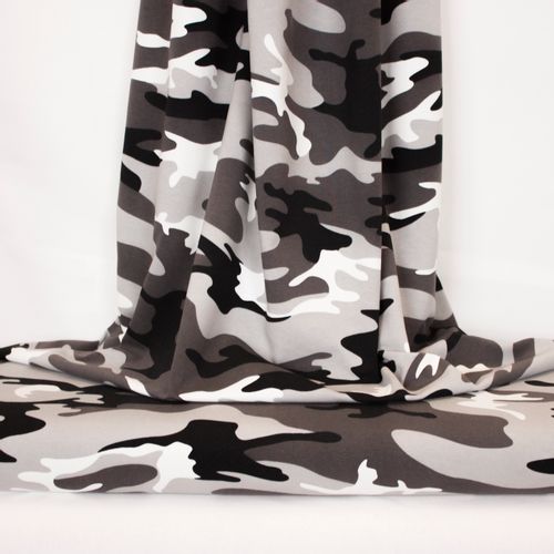 Tricot met camouflage print