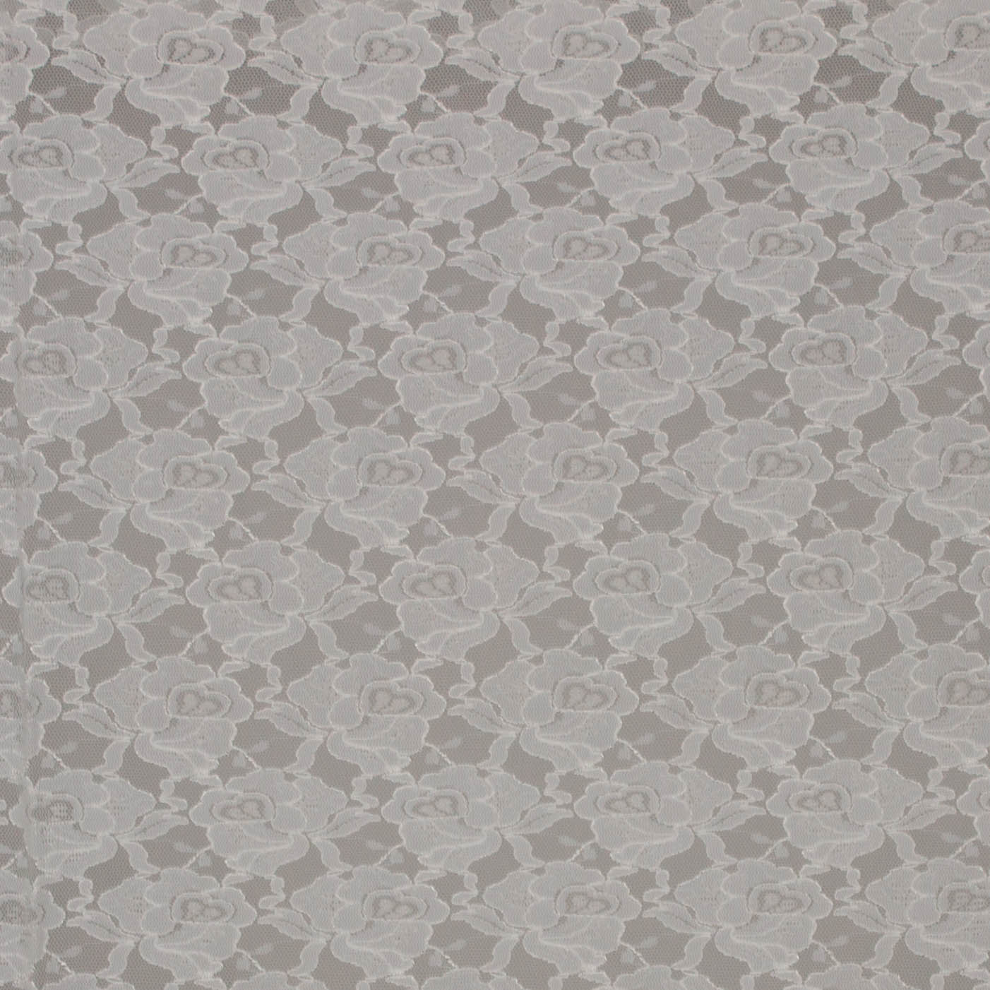 Witte kant met bloemenmotief