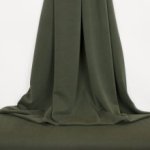 Groene modal polyester van La Maison Victor