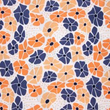 Witte viscose met blauwe en zalmroze bloemen van Cloud 9
