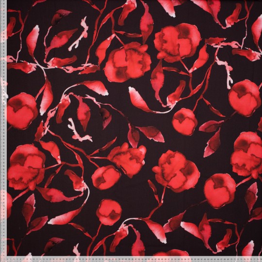 Viscose donkerbruin met rode bloemen