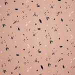 Roze ecovero viscose met zwarte en witte spatten en blaadjes van Mind The Maker