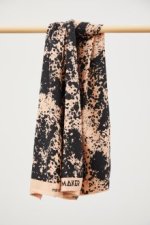 Roze ecovero viscose 'Shadow Splash Rose' met spatten van Mind The Maker