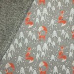 Grijze gemêleerde sweaterstof met vosjes en bomen, achterkant grijs pelsje