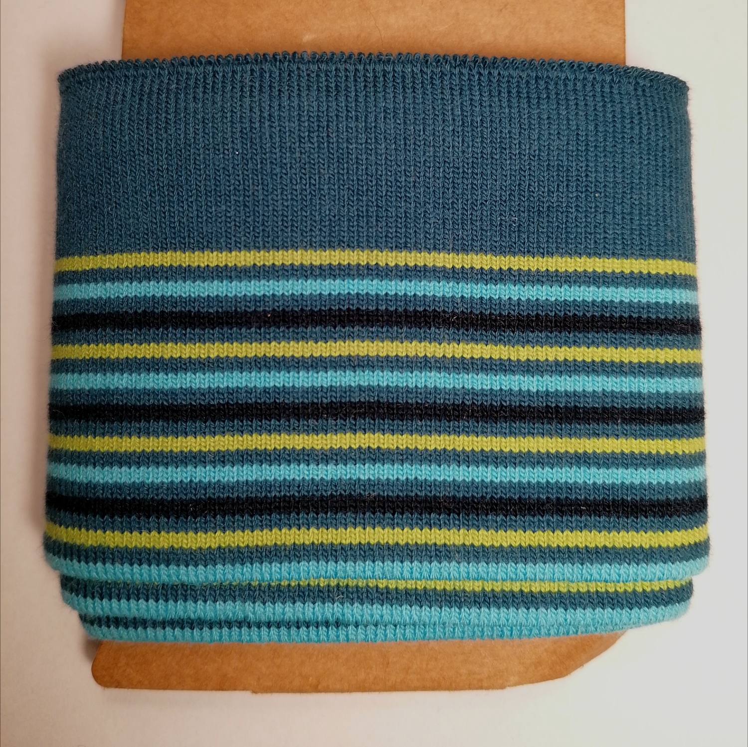 Petrol cuff (boordstof) met turquoise, blauwe en limoengroene strepen