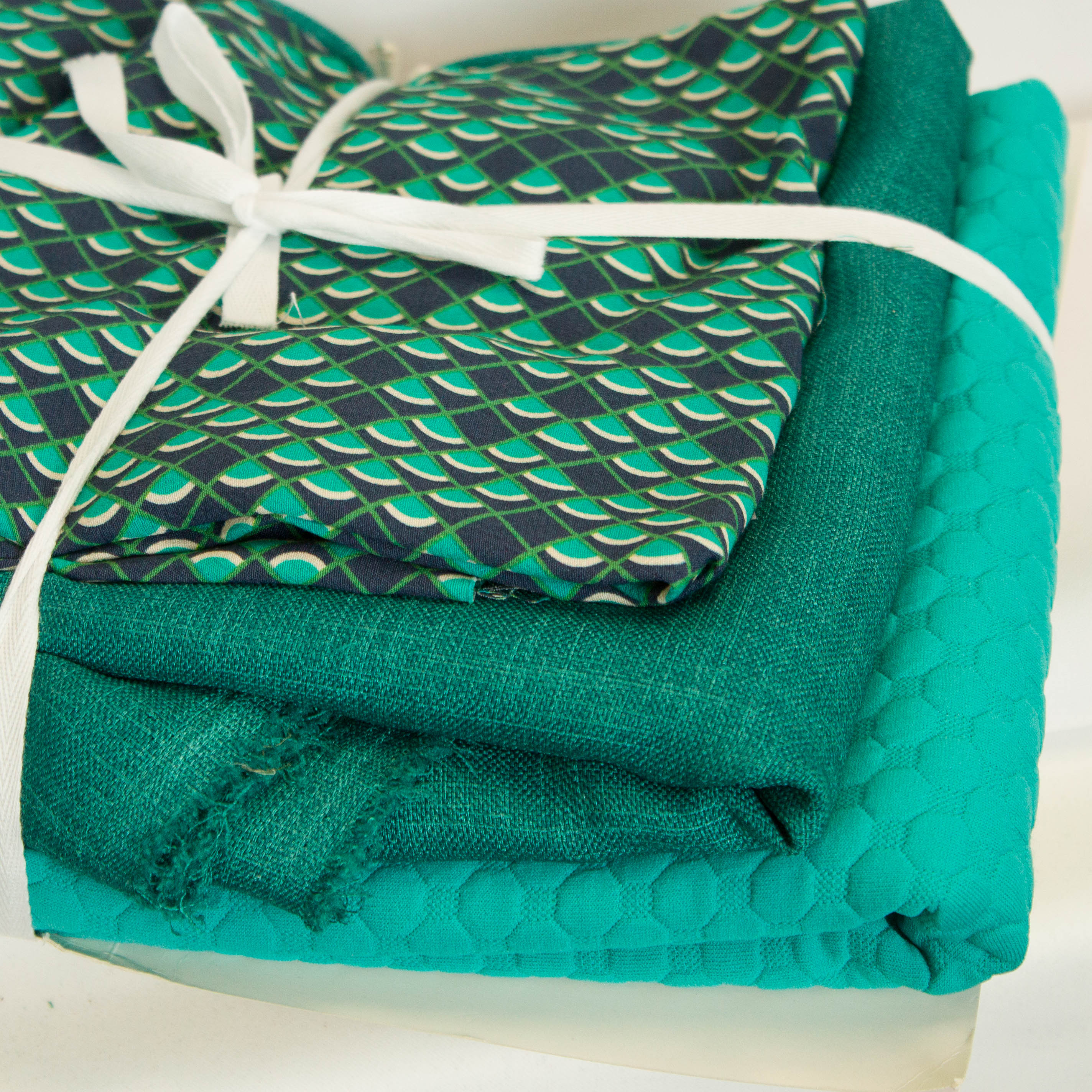 Voordeelpakket 3 groene en turquoise stoffen