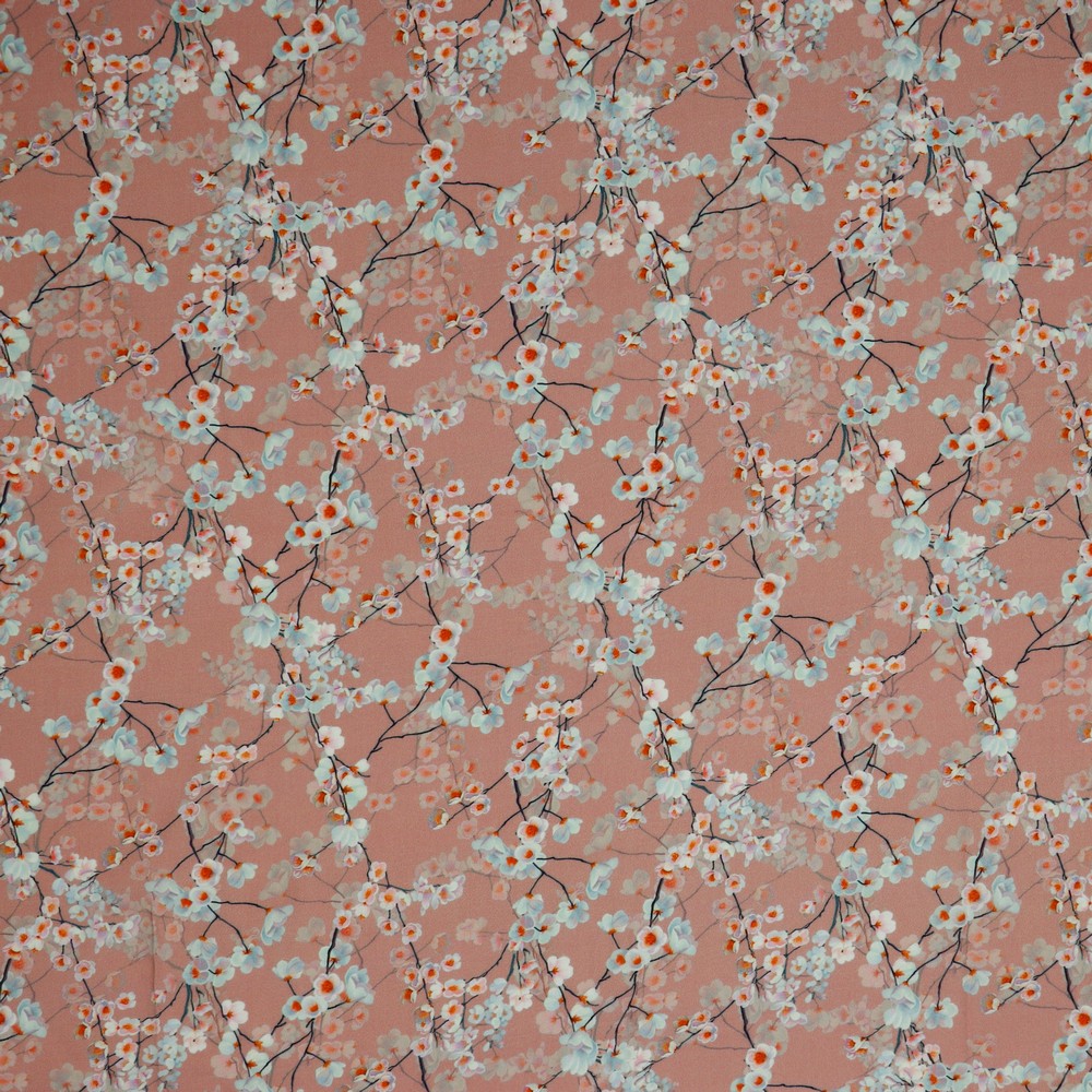 Oudroze viscose met blauwe bloesems  - Poppy