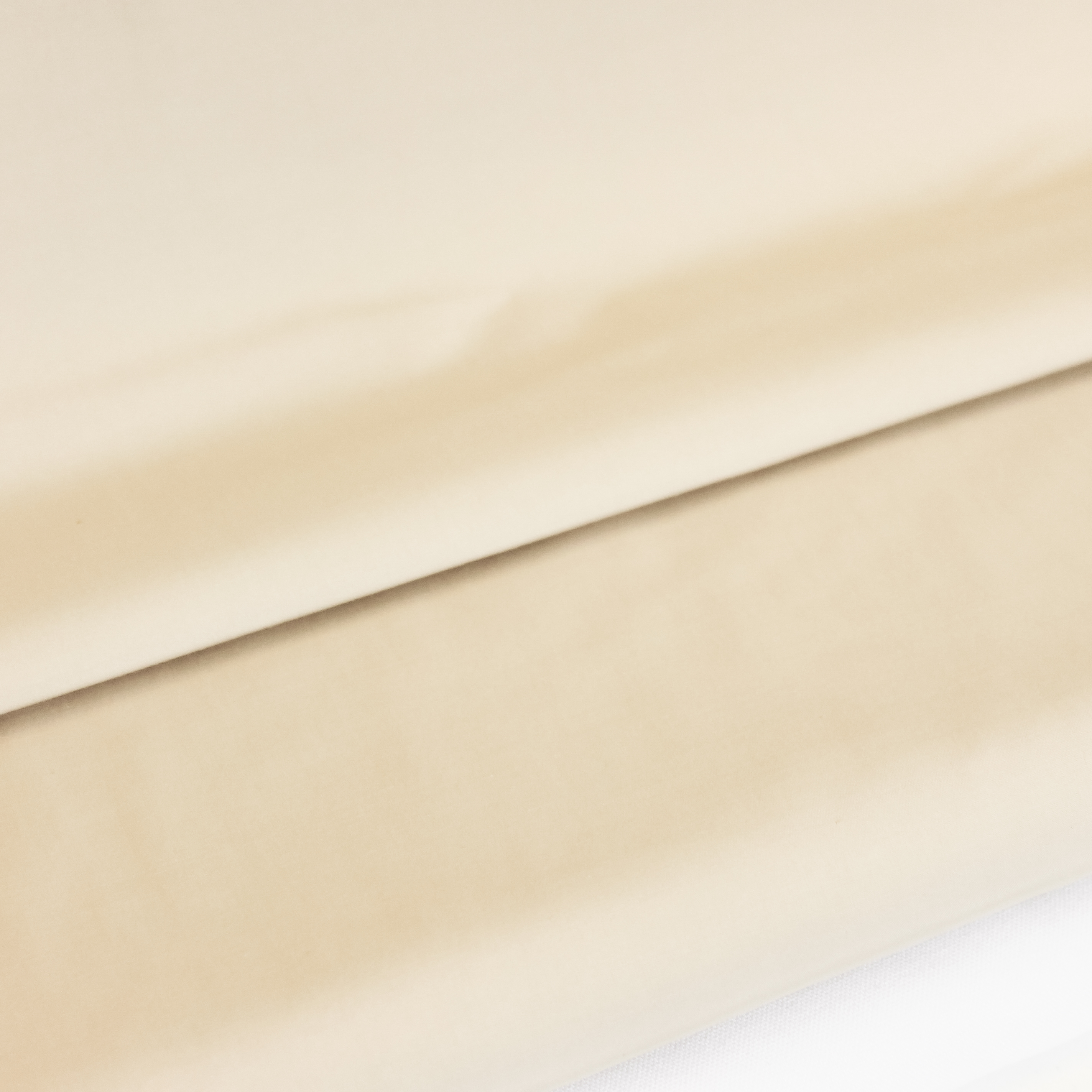 Gebroken wit/licht roze technostof - La Maison Victor