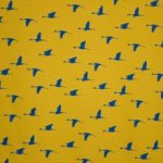 Okergele tricot met vogels (ibis)