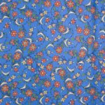 Blauwe rekbare viscose met bloemen motief