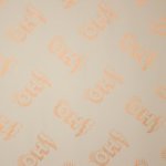 Ecru tricot met bronzen glans tekst OH! van 'Hamburger Liebe'