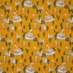 Gele tricot met motief van stokstaartjes, rotsen en cactussen