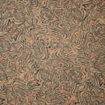 Kaki katoentje met zwart en oranje lijnenspel van 'Fibre Mood'