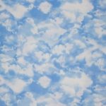 Blauwe katoen wolken