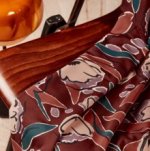 Viscose ecovero bordeaux met bloemen  - Atelier Brunette -