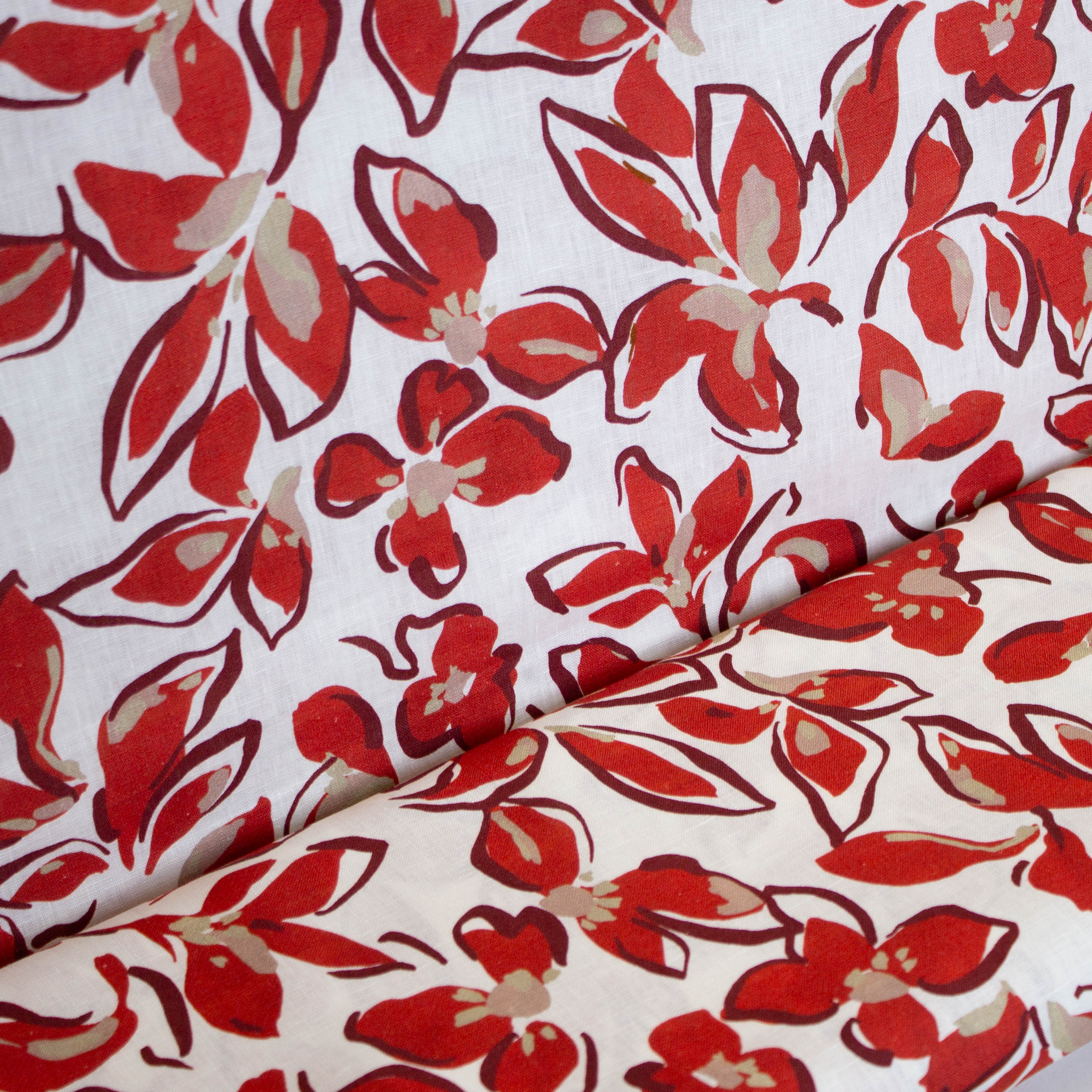 Linnen wit met rode bloemen - Alta Moda