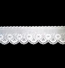 Broderie Anglaise wit met bloemen - 52 mm breed