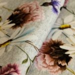 Sweater grijs met bloemen