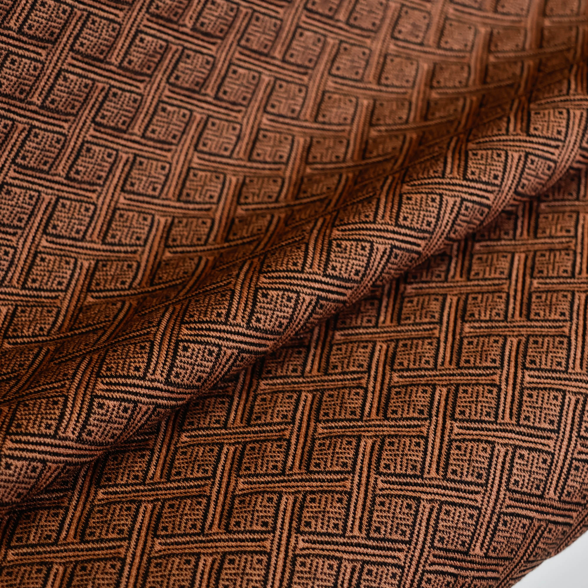 Jacquard reliëf brei oranje met ruiten