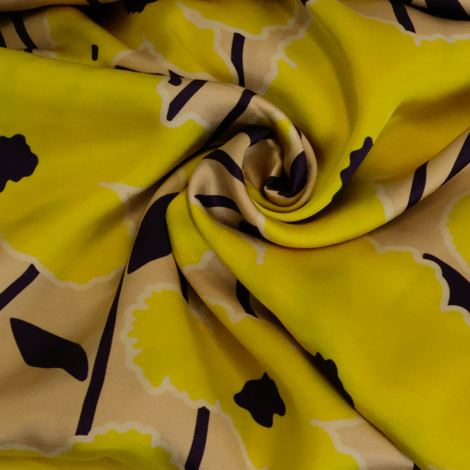 Viscose satijn beige met gele bloemen - A La Ville