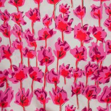 Viscose satijn wit met roze bloemen - Knipmode & A La Ville