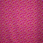 Bruine viscose met paars / fuchia motief -  'Shine Leo" van Cherry Picking