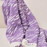 Ecovero viscose crêpe mauve / witte lijnen -  Sketchy Mauve - Meet Milk