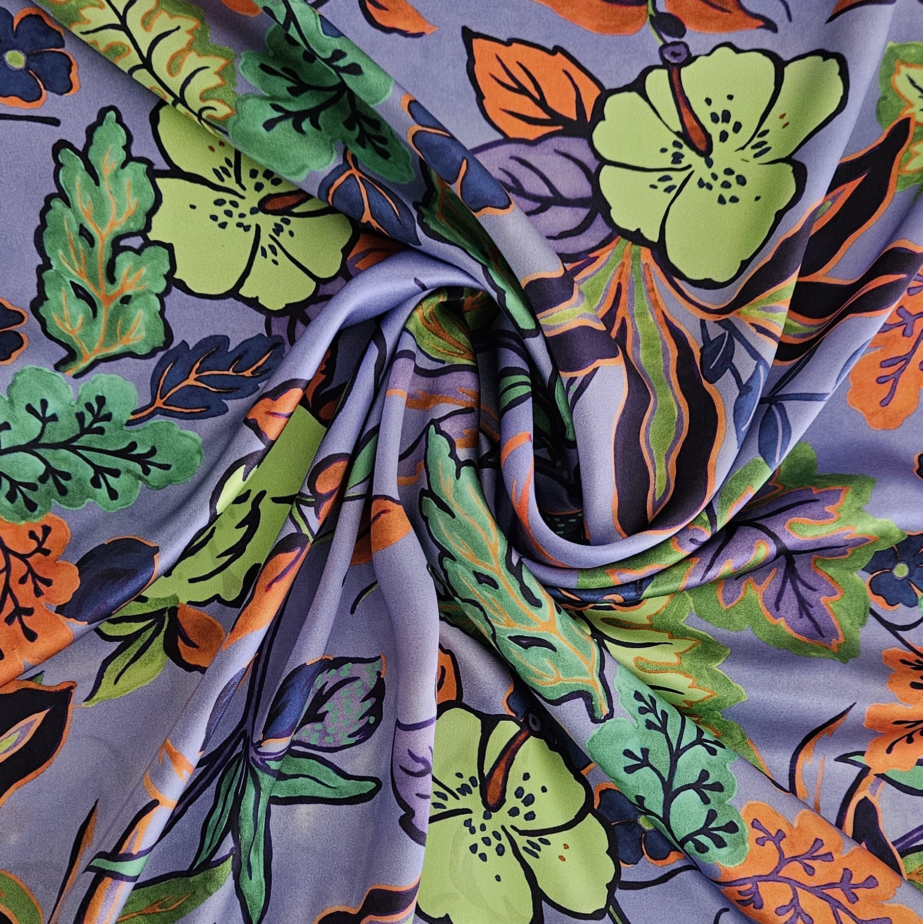Paarse zijde satijn met digitale bloemen print - Lorré