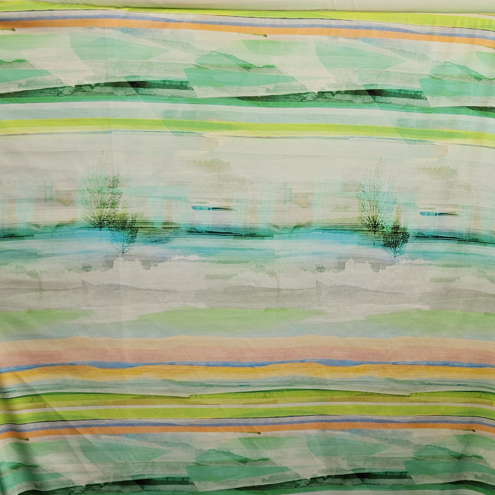 Viscose landschaps print met groen / oranje Lorré