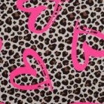 French terry luipaardprint met neon hartjes - Qjutie and the Qjutest