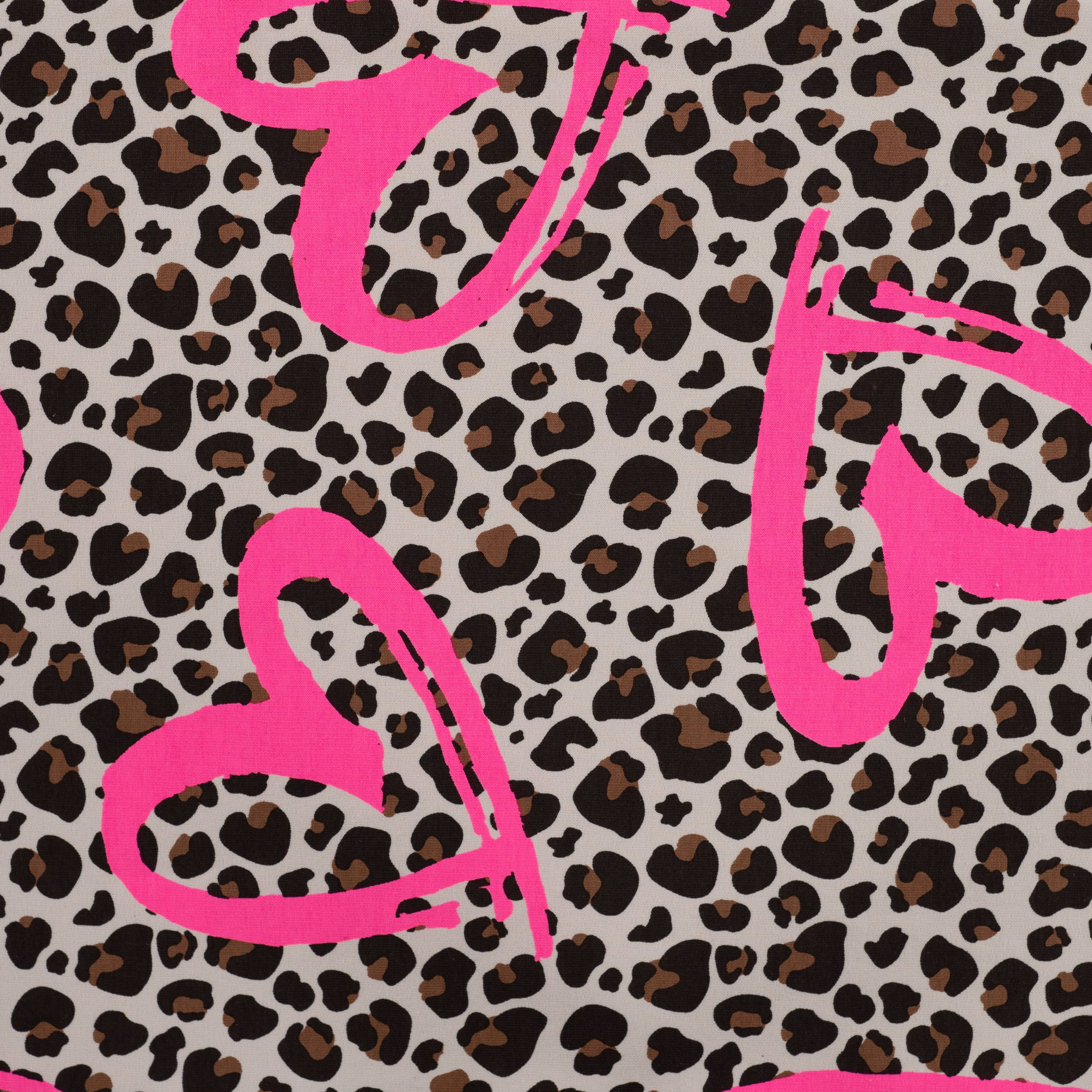 French terry luipaardprint met neon hartjes - Qjutie and the Qjutest