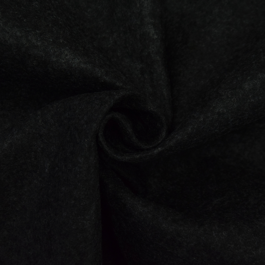 Vilt zwart