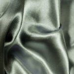 Satijn grijs met groene schijn