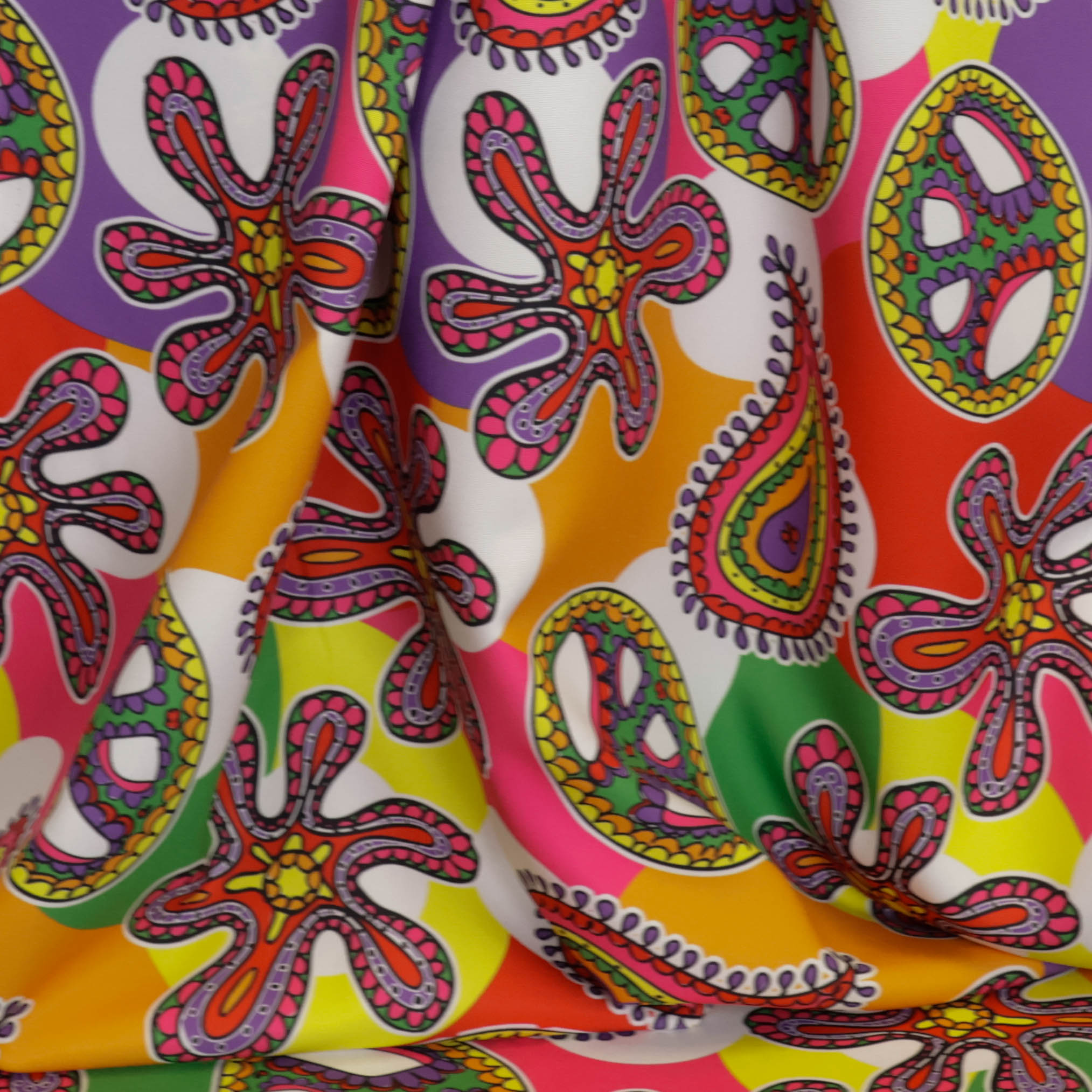 Polyester met mandala's