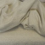 Jacquard wit met motief in zilveren glinsterdraad