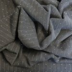 Stretch polyestermengeling gestreept met strass - Knipmode