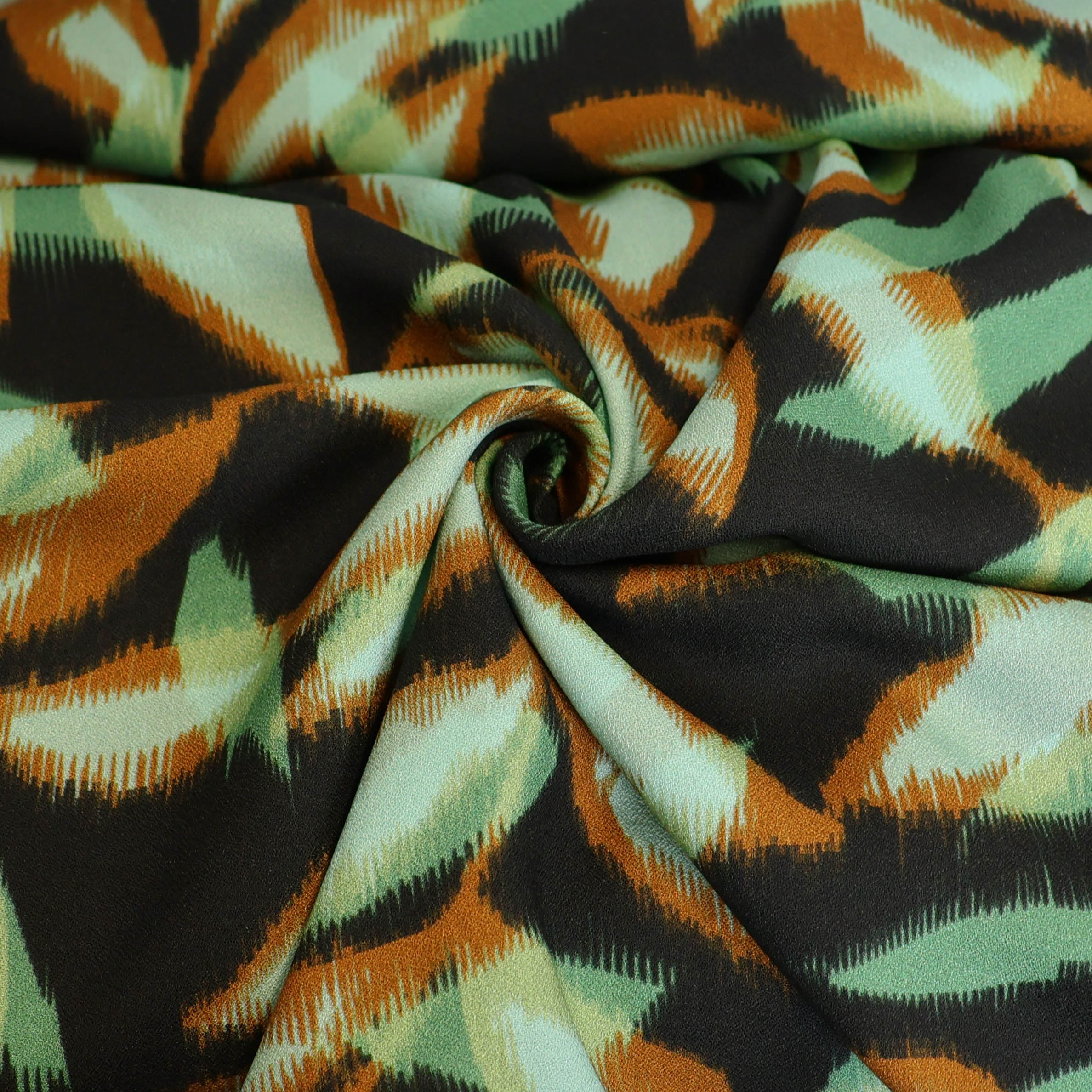 Viscose zwart met planten