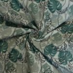 Double gauze met monstera bladeren