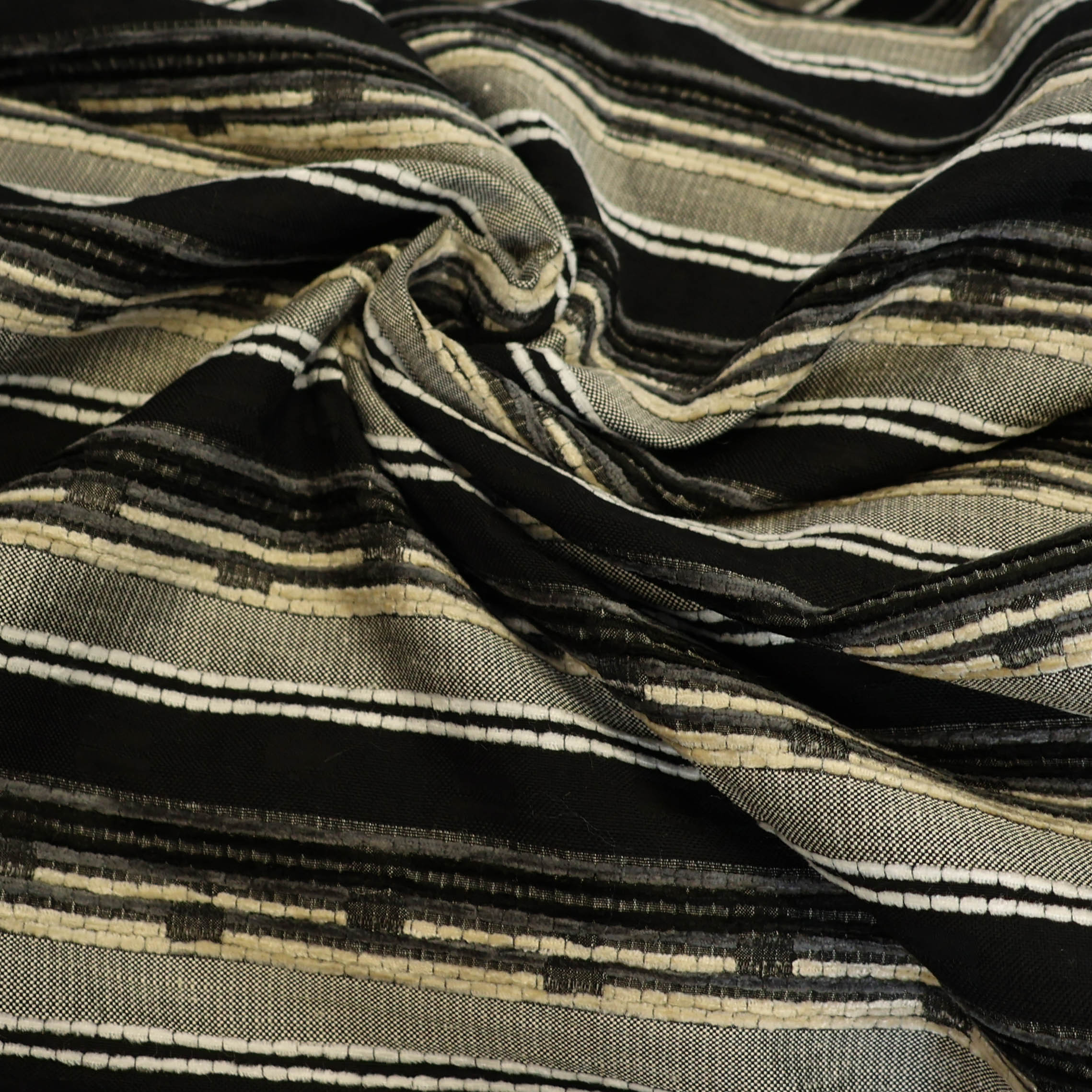 Viscosemengeling streep met chenilledraad