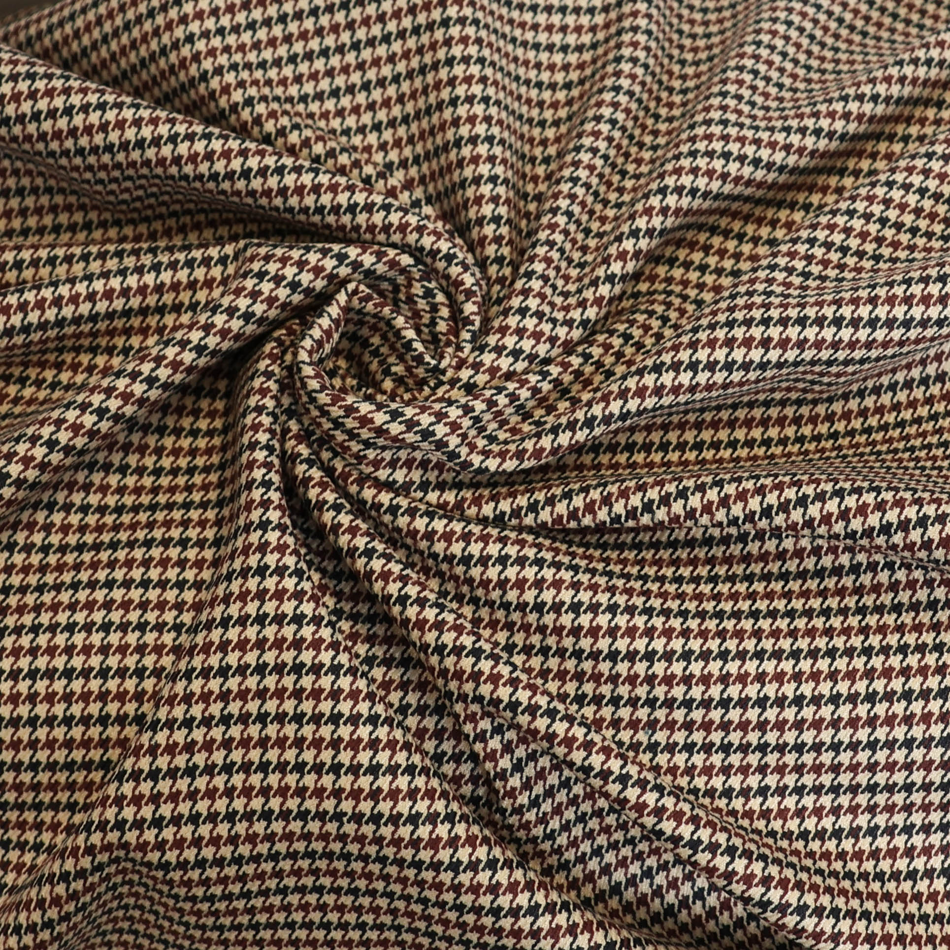 Stretch polyestermengeling pied de poule ecru rood blauw