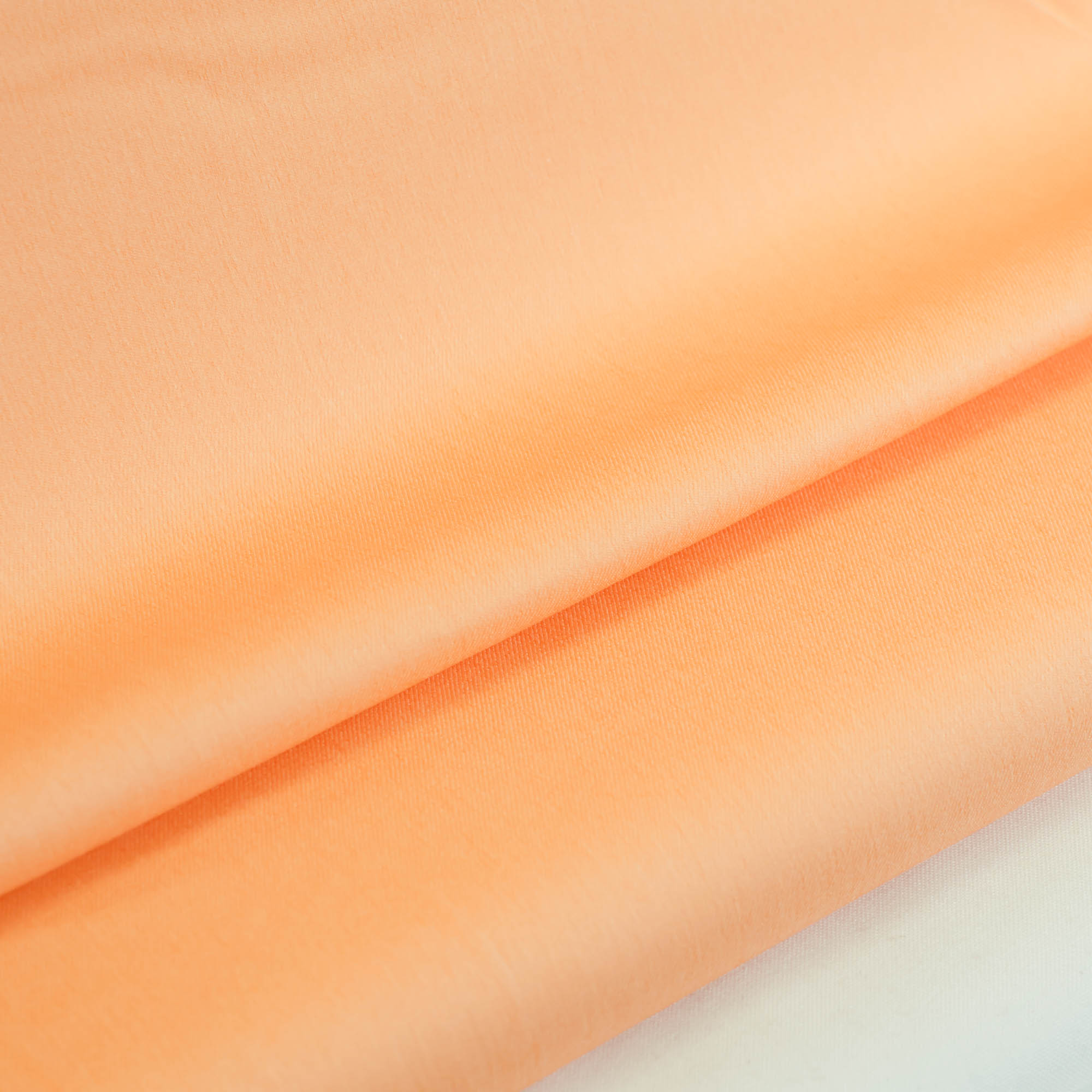 Gabardine katoen zacht oranje